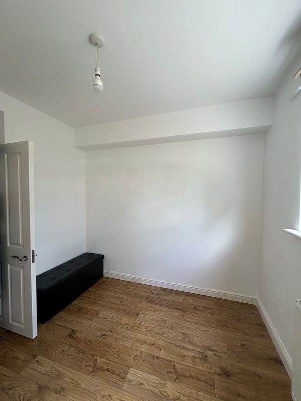 Room Oliver Grove in Greater London