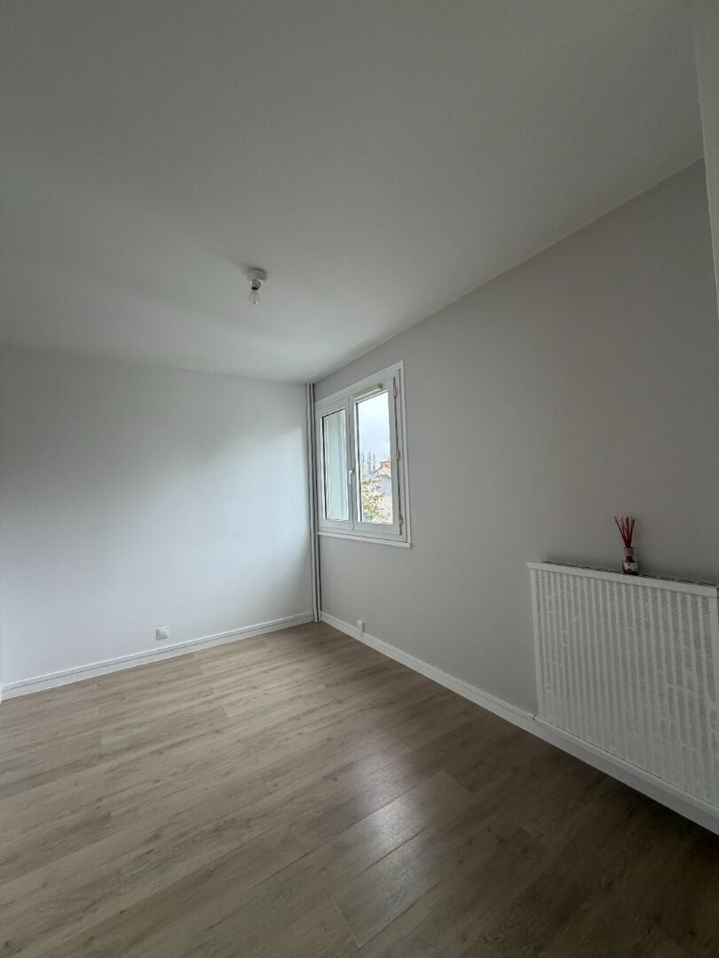 Flat Rue du Rochat in Châteauroux