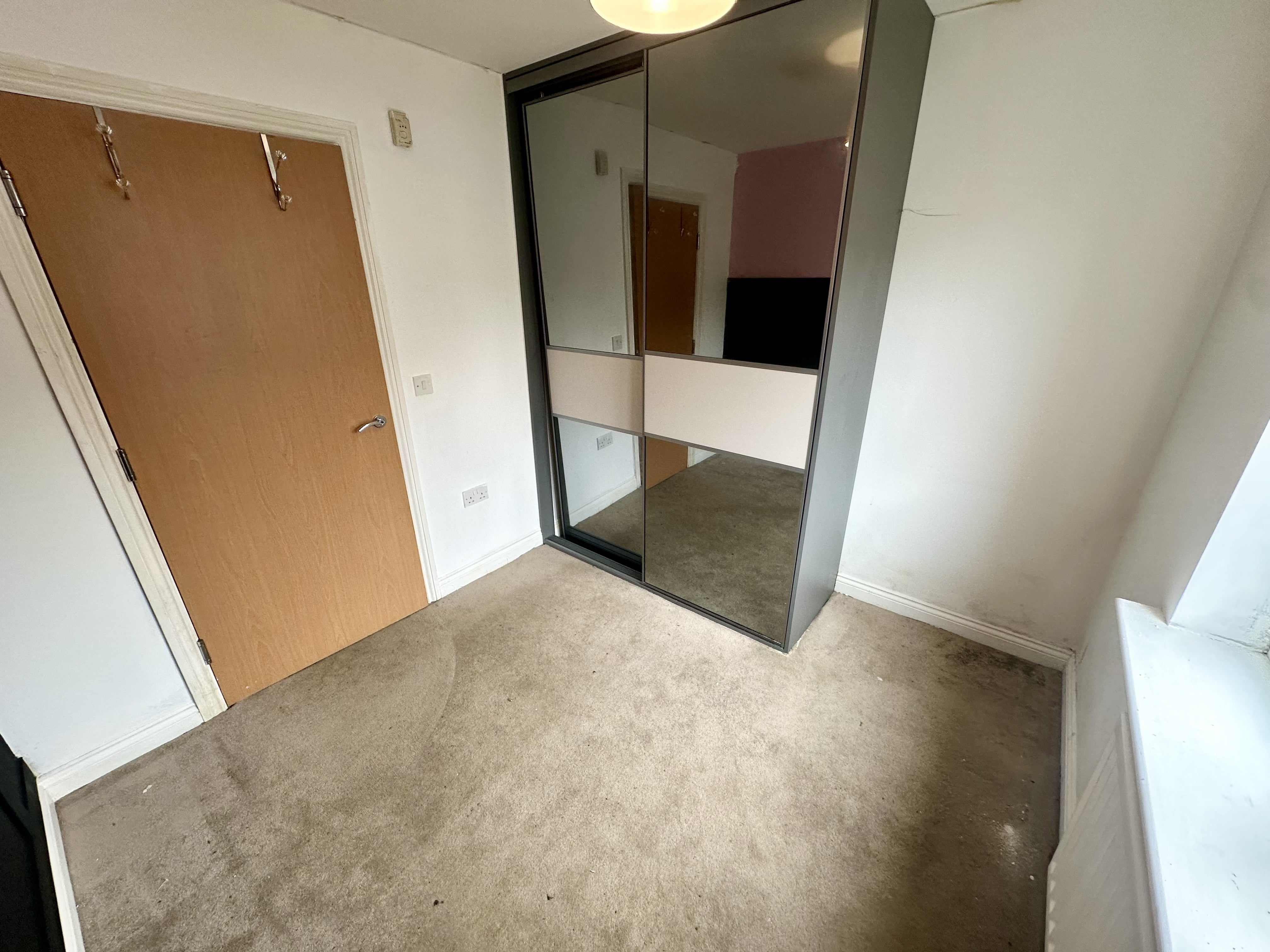 Flat Ash Court in Leeds