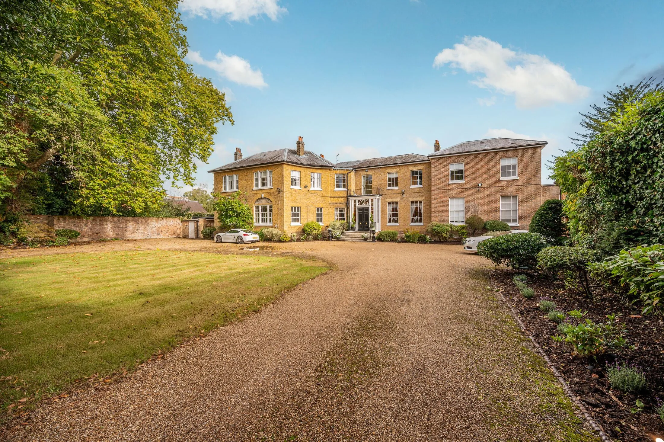 House Hadley Green Road in Greater London