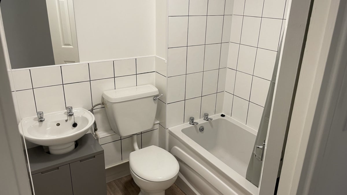 Flat Percival Close in Cardiff