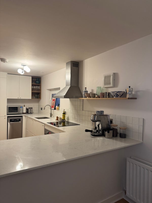 Room Shacklewell Lane in Greater London