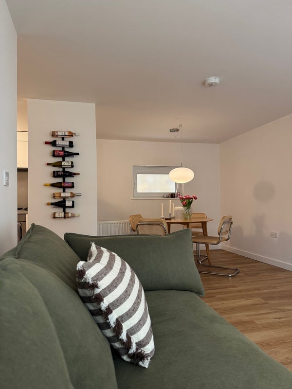 Room Shacklewell Lane in Greater London
