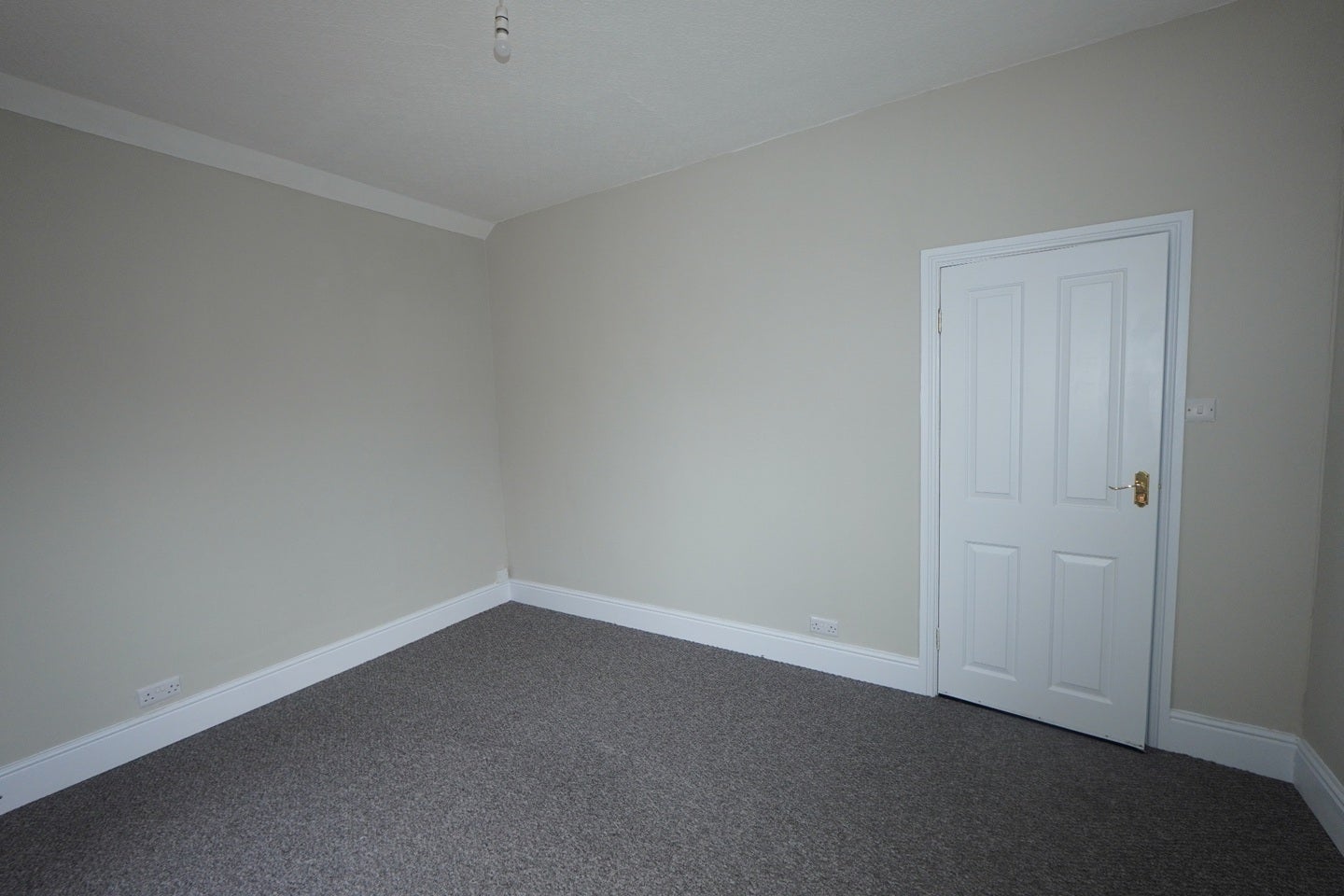 Flat Abbey Park Road in Grimsby