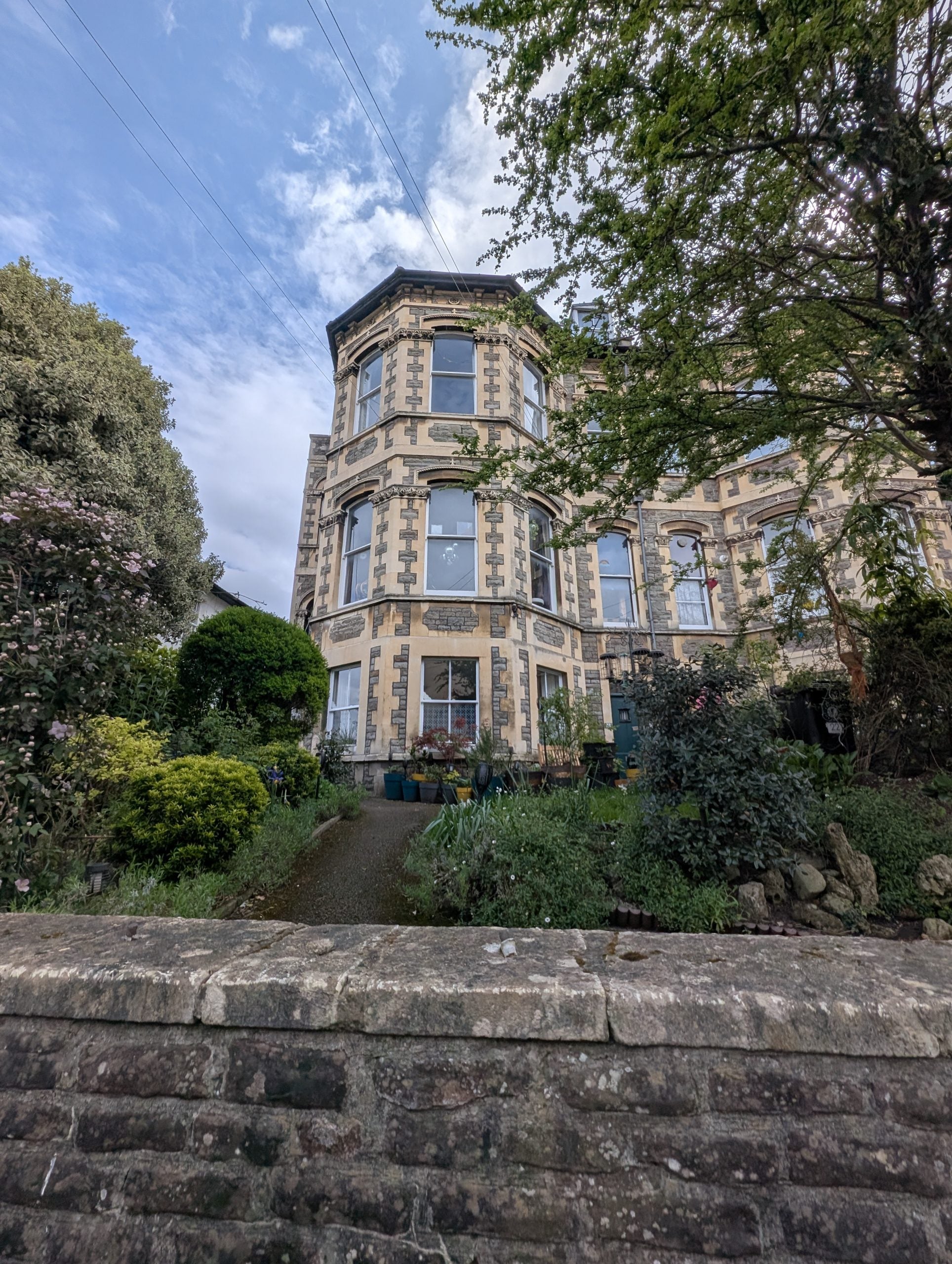 Flat Elmgrove Road in Bristol