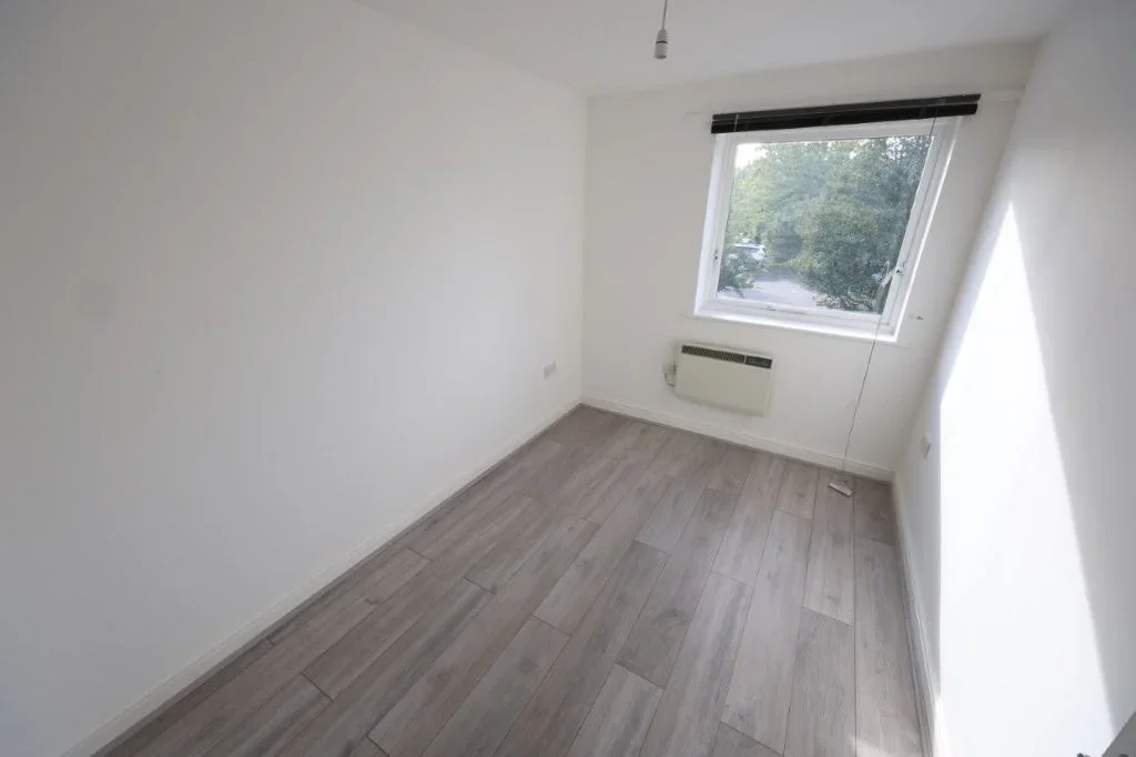 Flat Hogg Lane in Grays