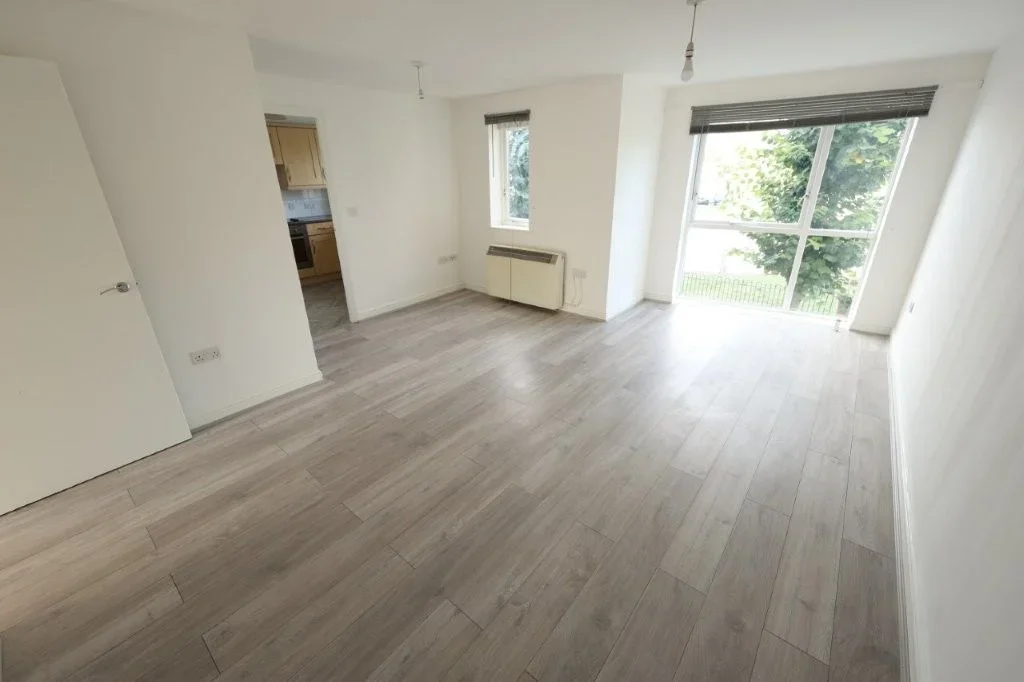 Flat Hogg Lane in Grays