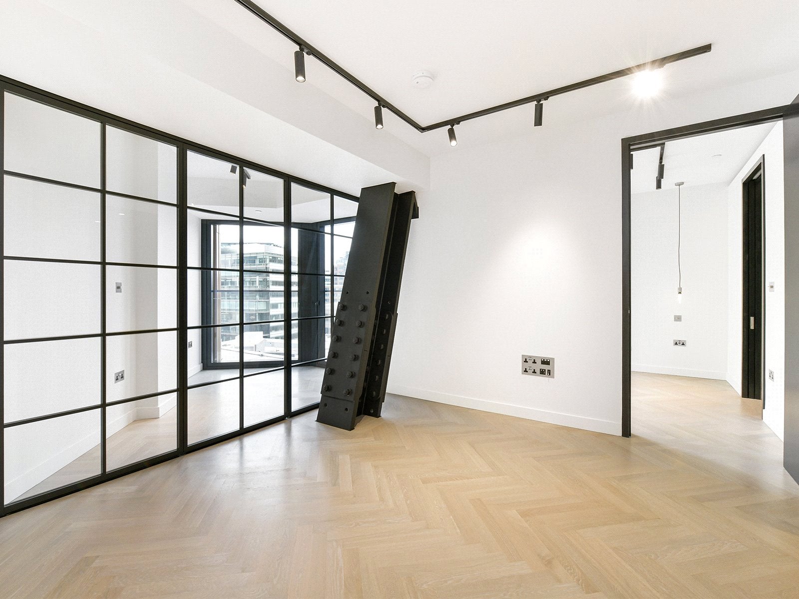 Flat Earl Street in Greater London