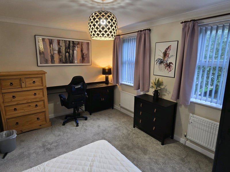 Room West Cliff in Preston