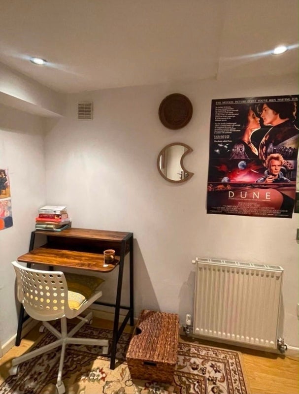 Room Amhurst Road in Greater London