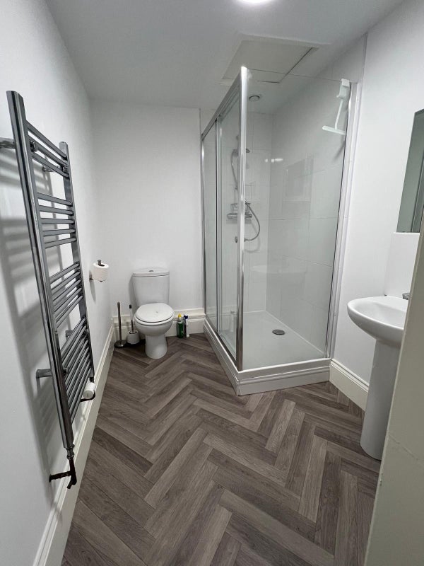 Room Shelton New Road in Stoke-on-Trent