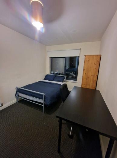 Room Far Gosford Street in Coventry