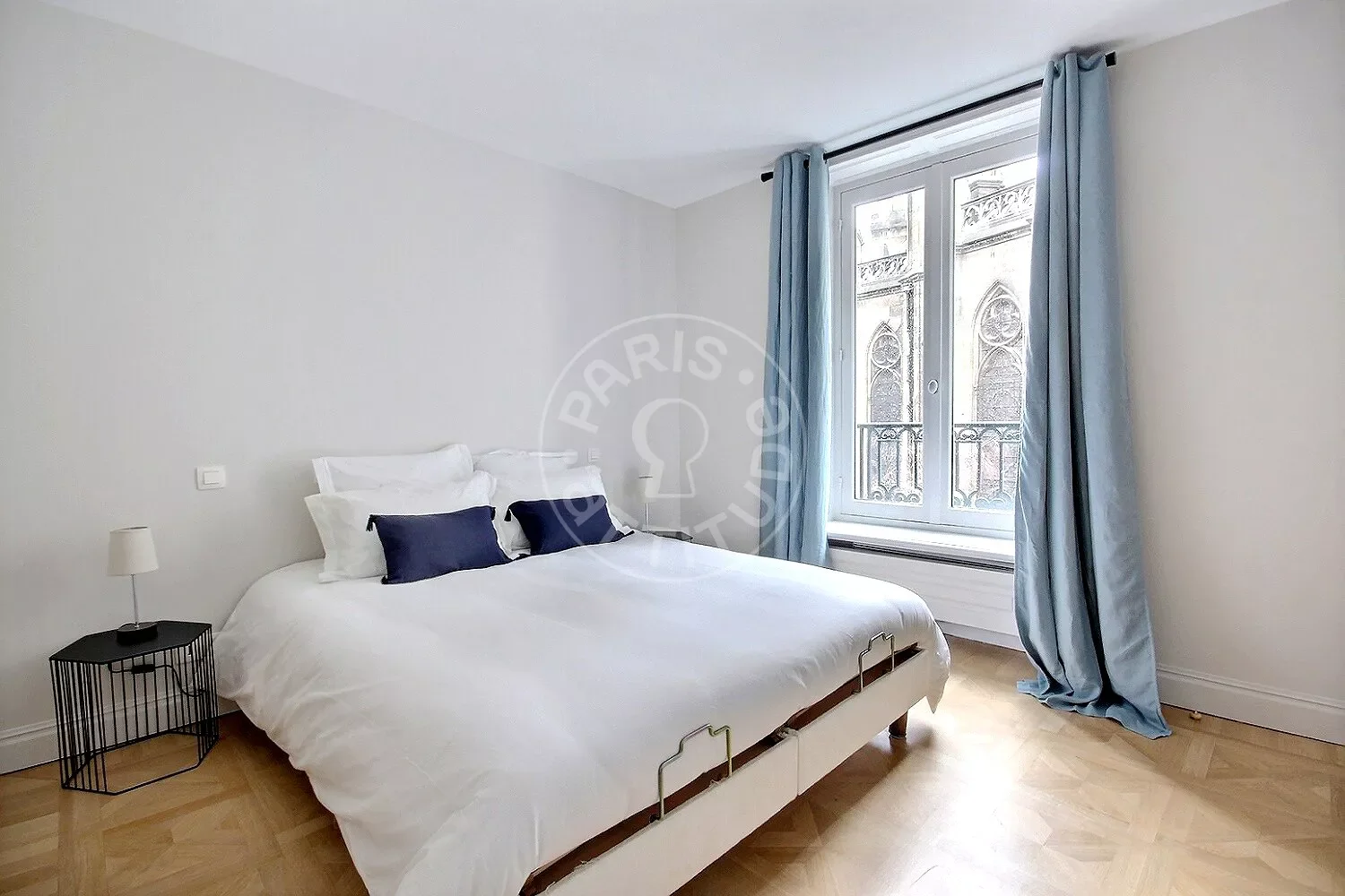 Appartement Rue Casimir Périer à Paris
