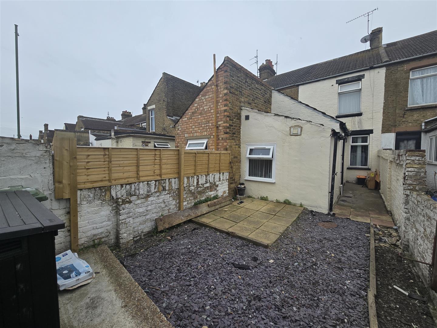 Flat Berridge Road in Borough of Swale