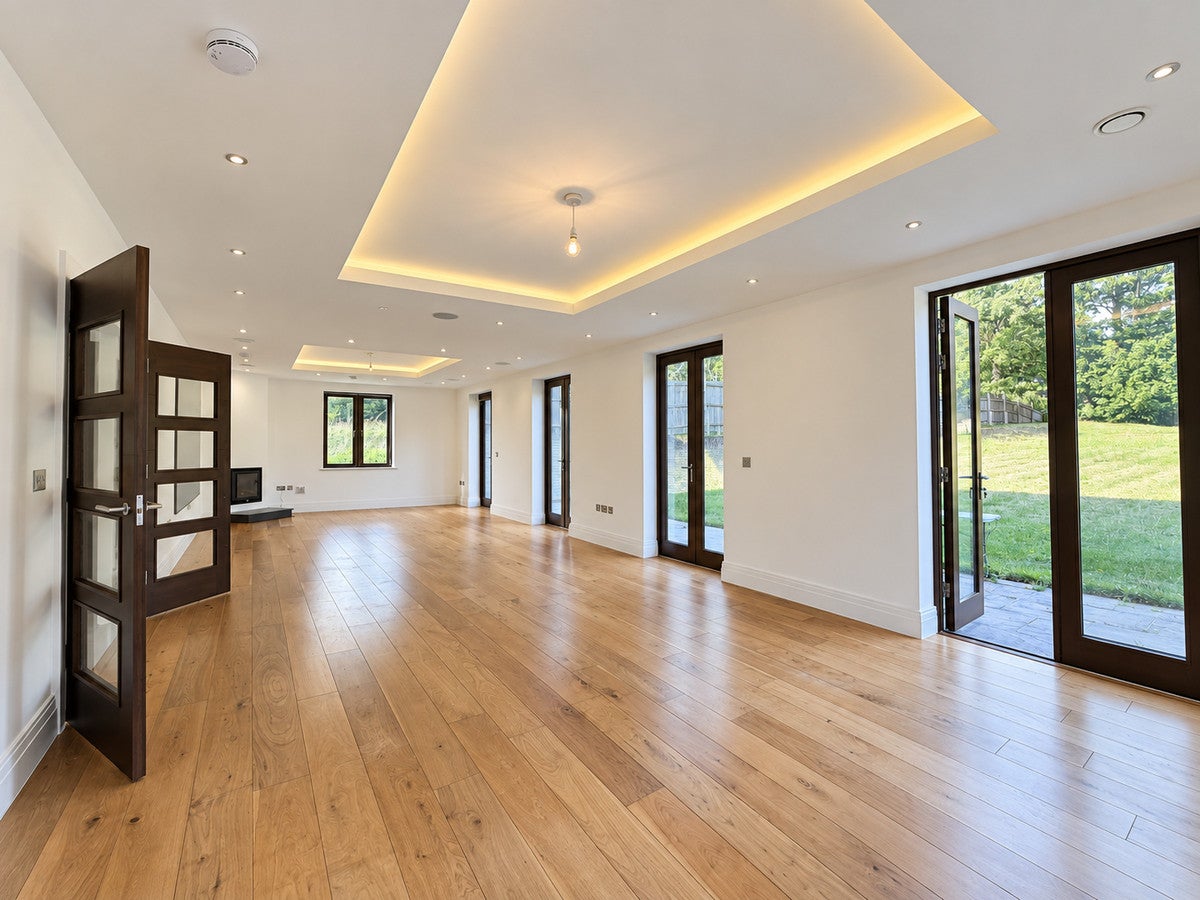 House Mansion House Drive in Greater London