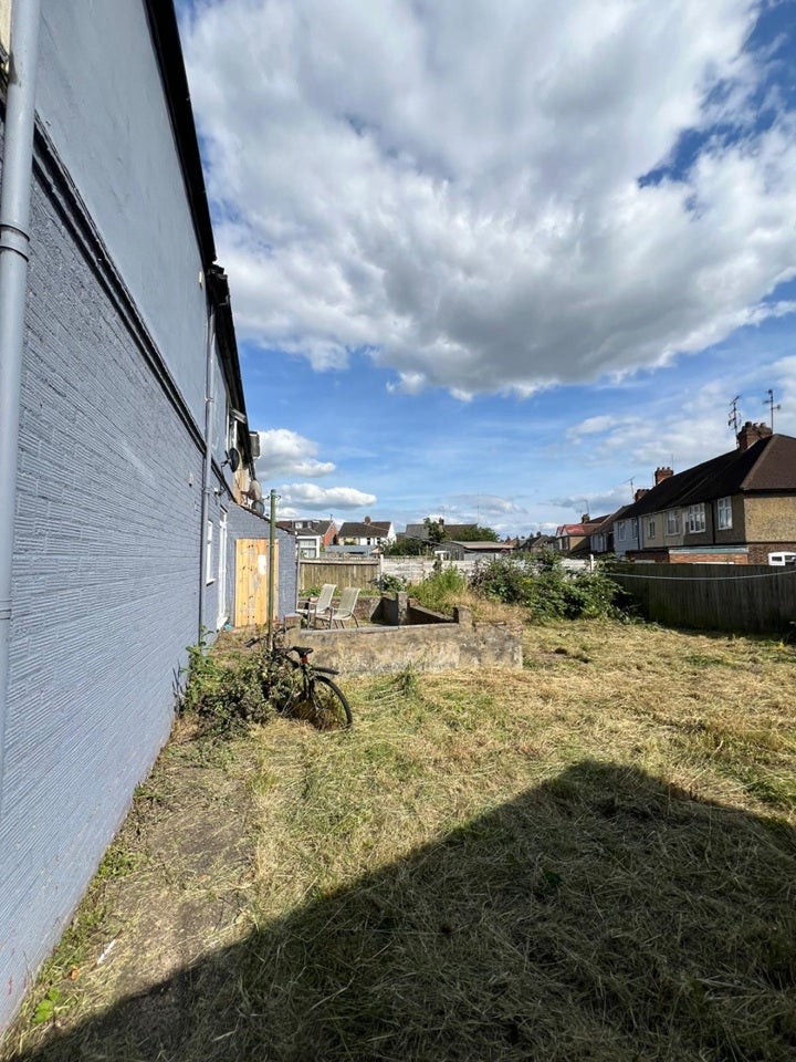 Room Dunstable Close in Luton