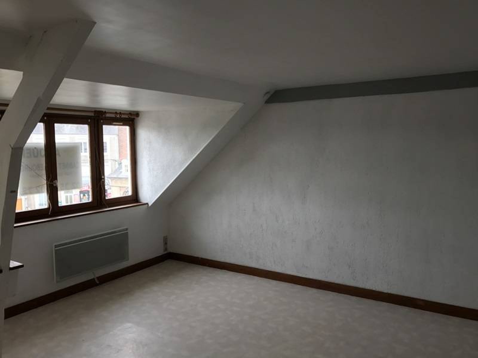 Flat Rue Saint-Jean in Gournay-en-Bray