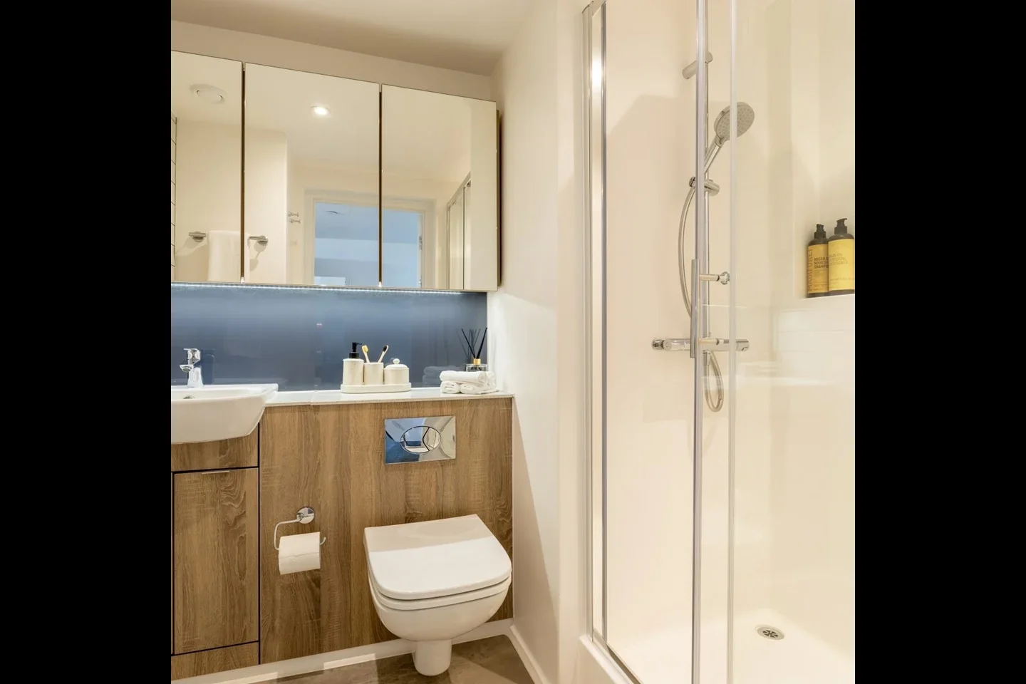 Room King William Street in Salford
