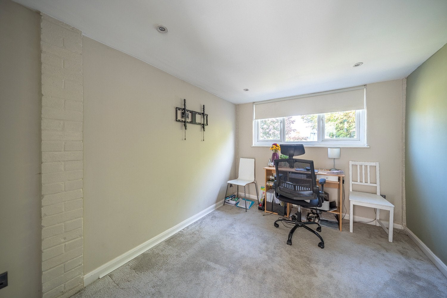 House Riverhead Close in Maidstone