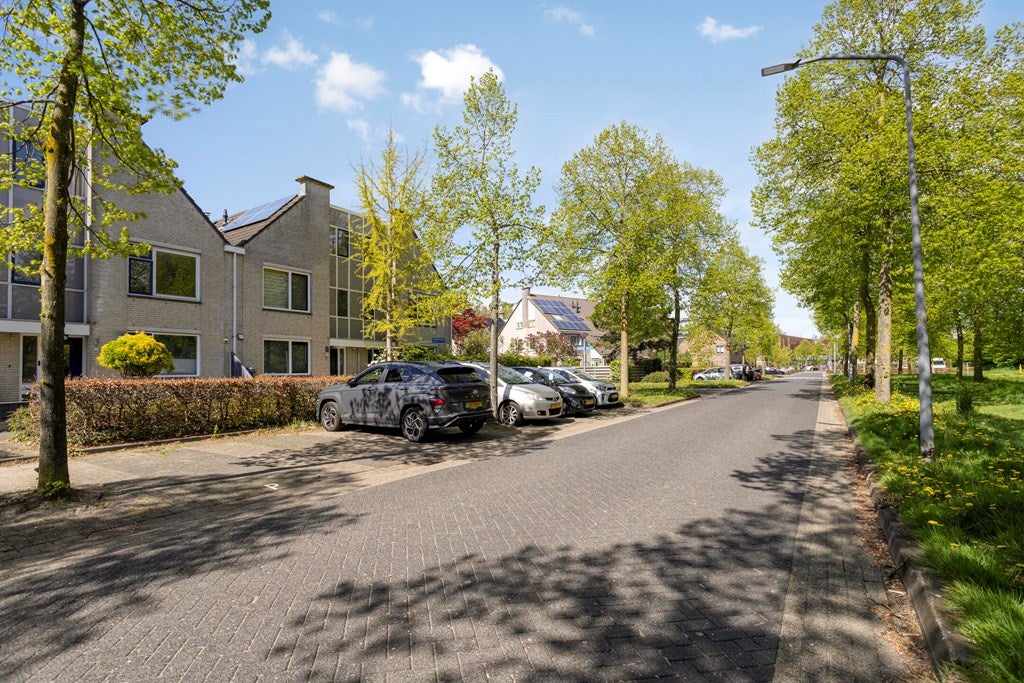 Huis Middachtenlaan 46 in Almere