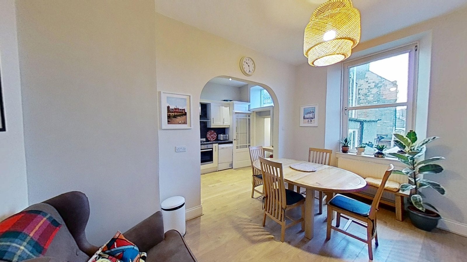 Flat Brighton Place in City of Edinburgh