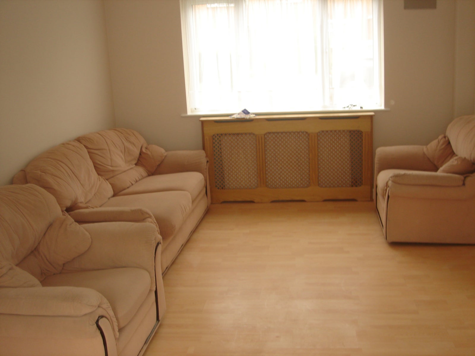 House Cheltenham Close in Greater London