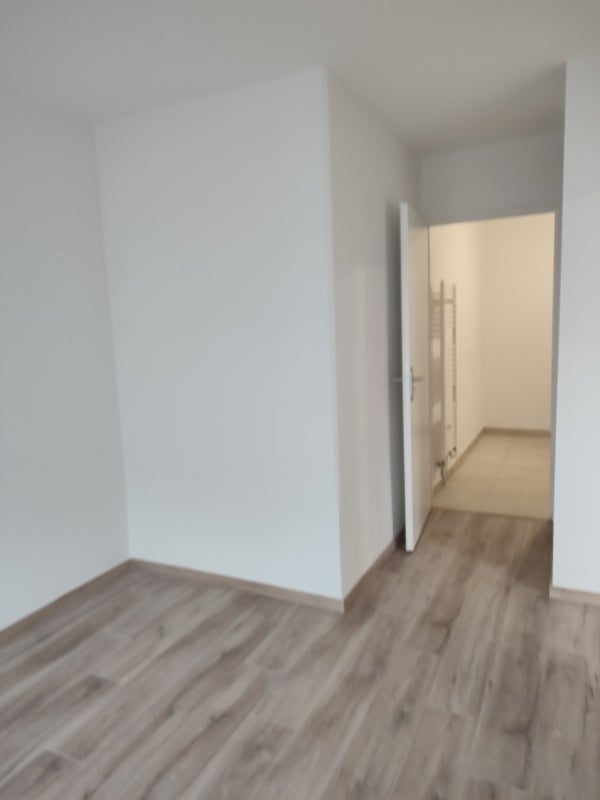 Flat Avenue Pierre Molette in Toulouse