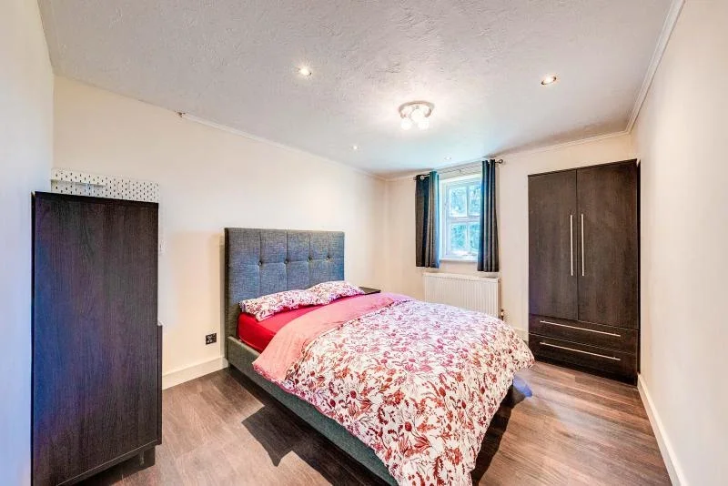 Flat Yeoman Close in Greater London