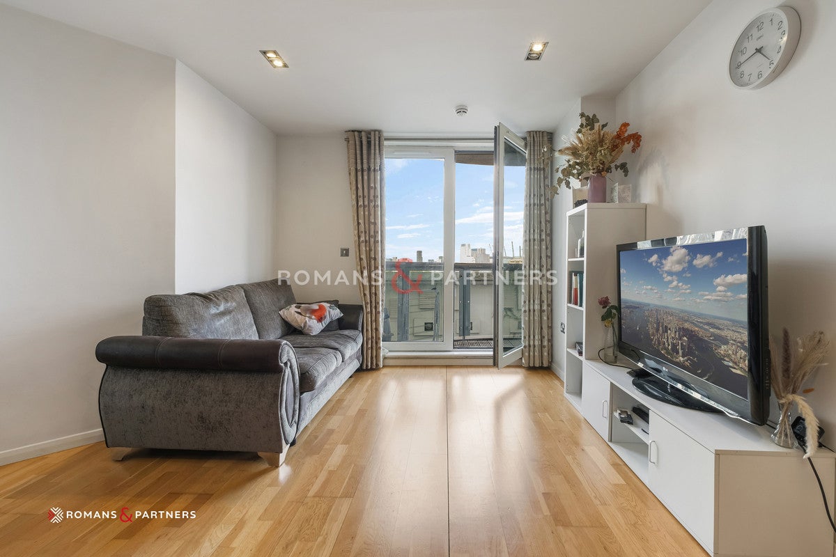 Flat Limeharbour in Greater London