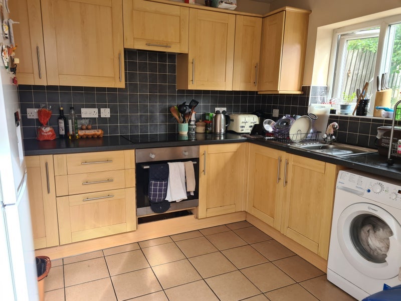 Room Wightman Road in Greater London