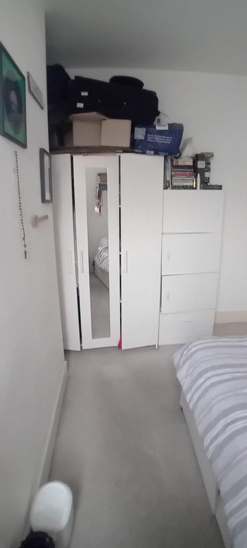 Room Falcon Lane in Greater London