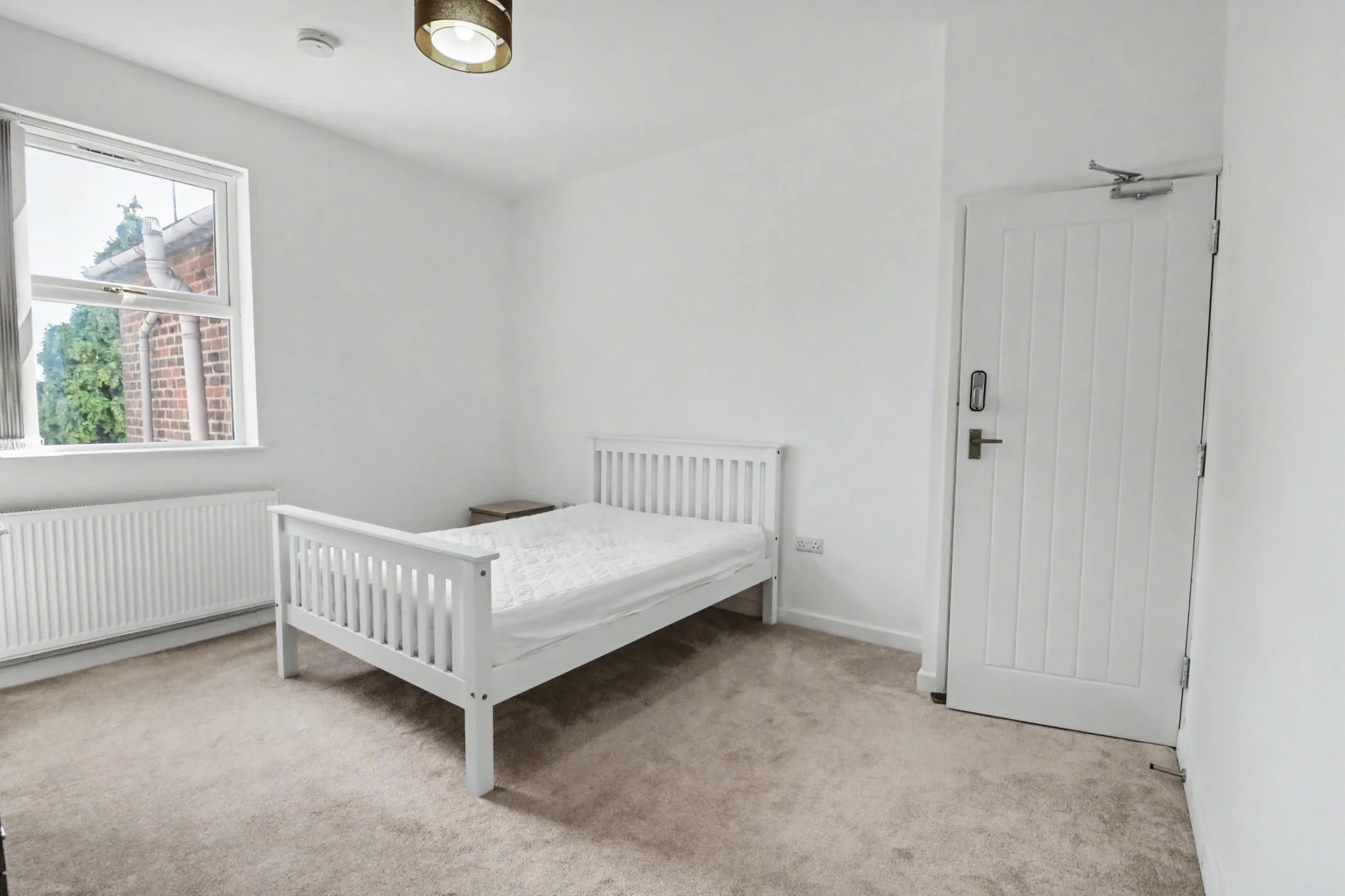 Room King Street in Newcastle-under-Lyme