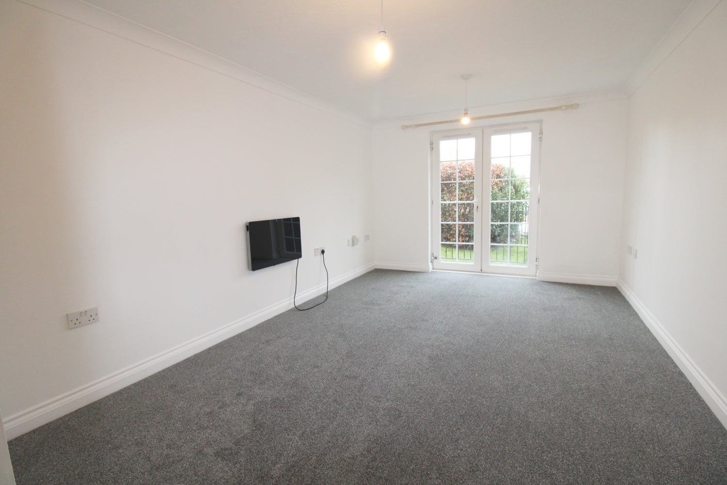 Flat Beaumont Court in Hart