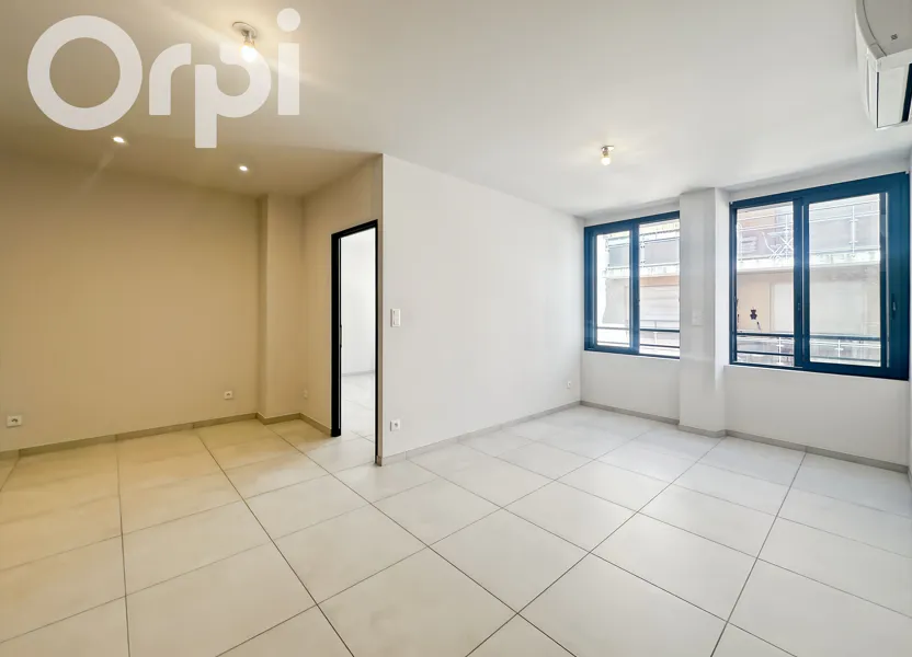 Appartement Avenue Léonce Verny à Aubenas