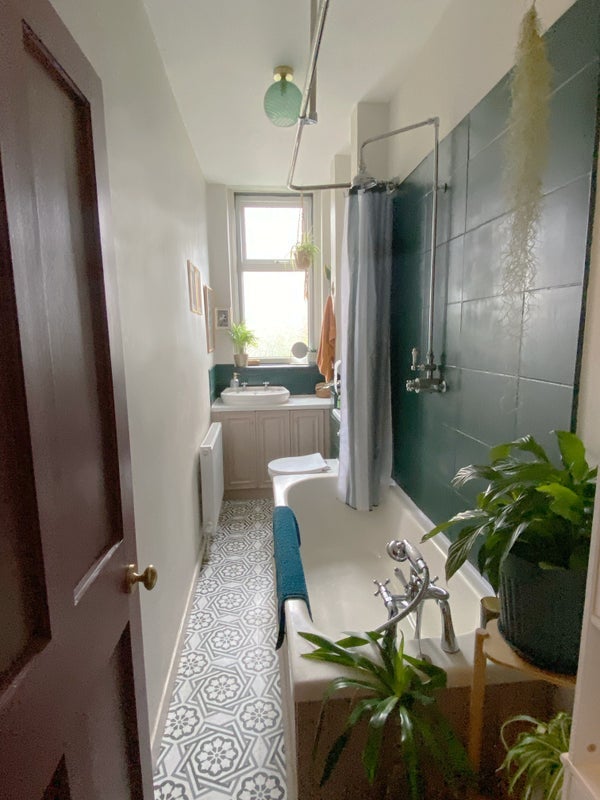 Room Newhaven Road in City of Edinburgh