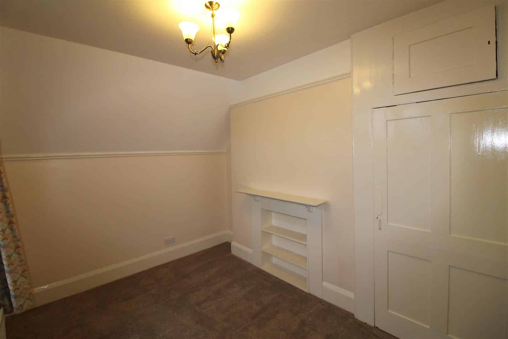 Room Priory Road in Malvern Hills