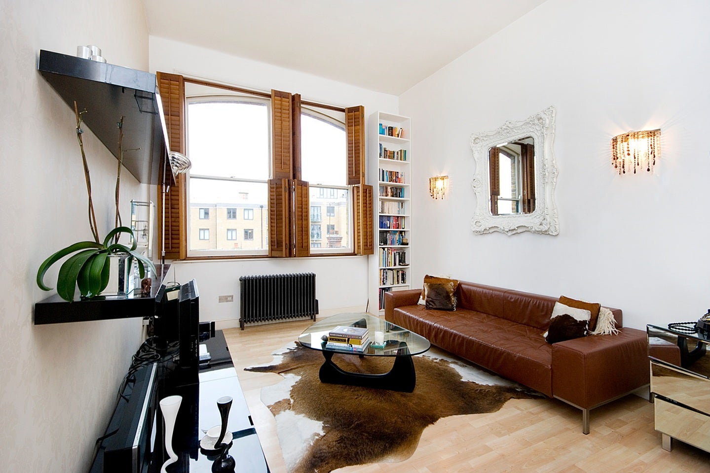 Flat Fairfield Road in Greater London