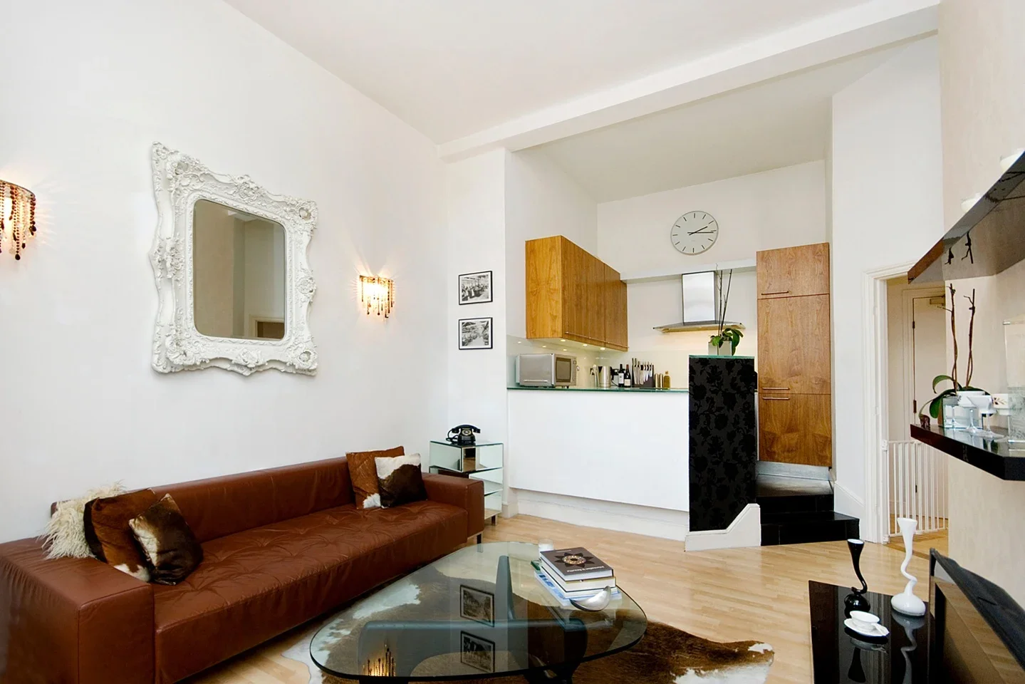 Flat Fairfield Road in Greater London