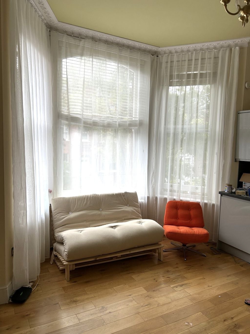 Flat Greencroft Gardens in Greater London