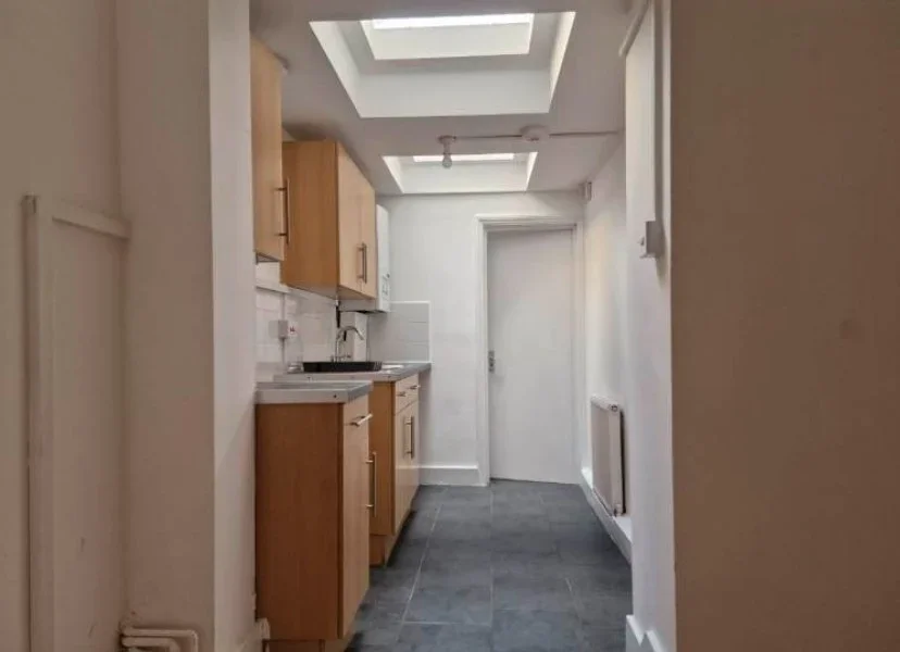 Room East Dulwich Grove in Greater London