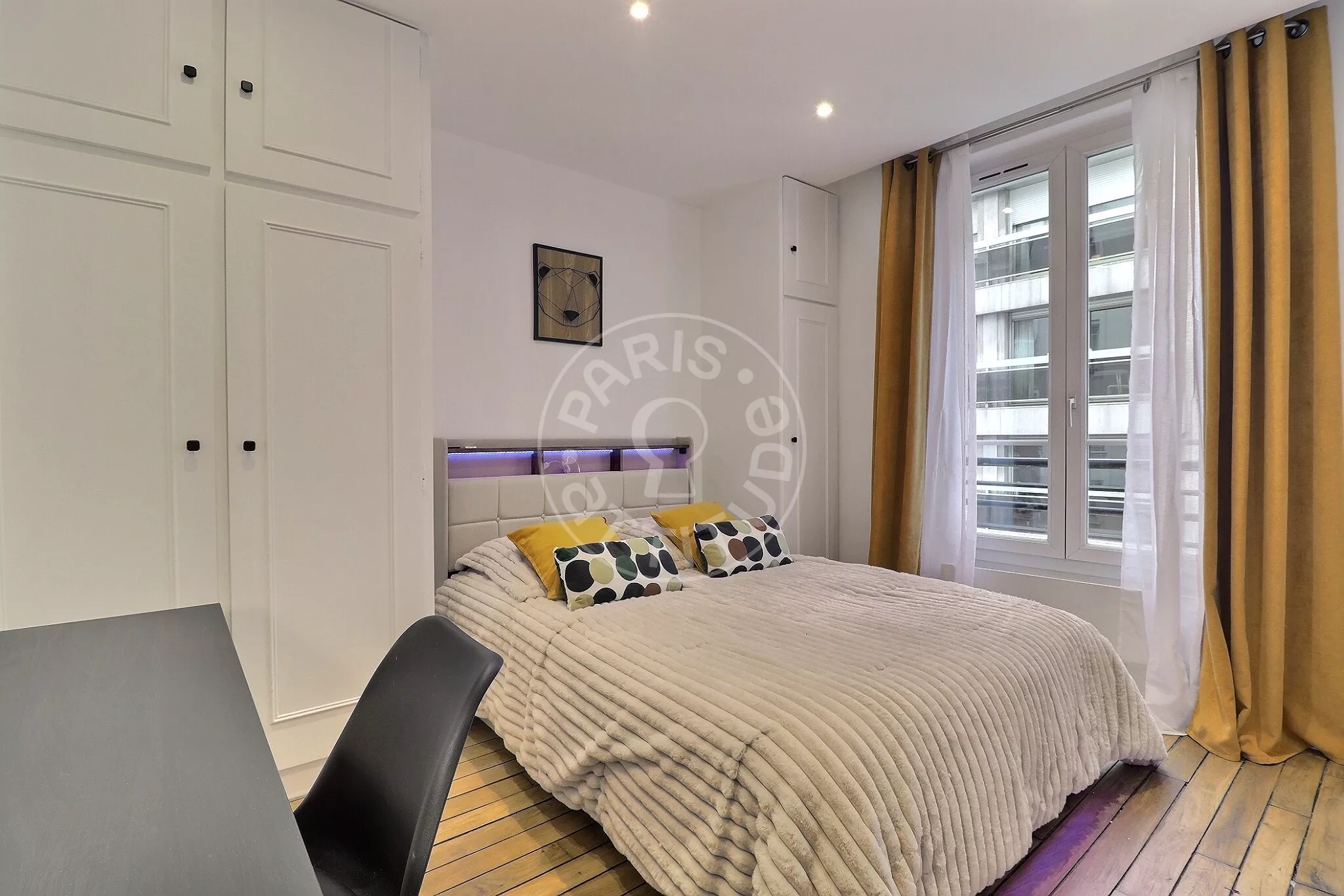 Appartement Rue Le Marois à Paris