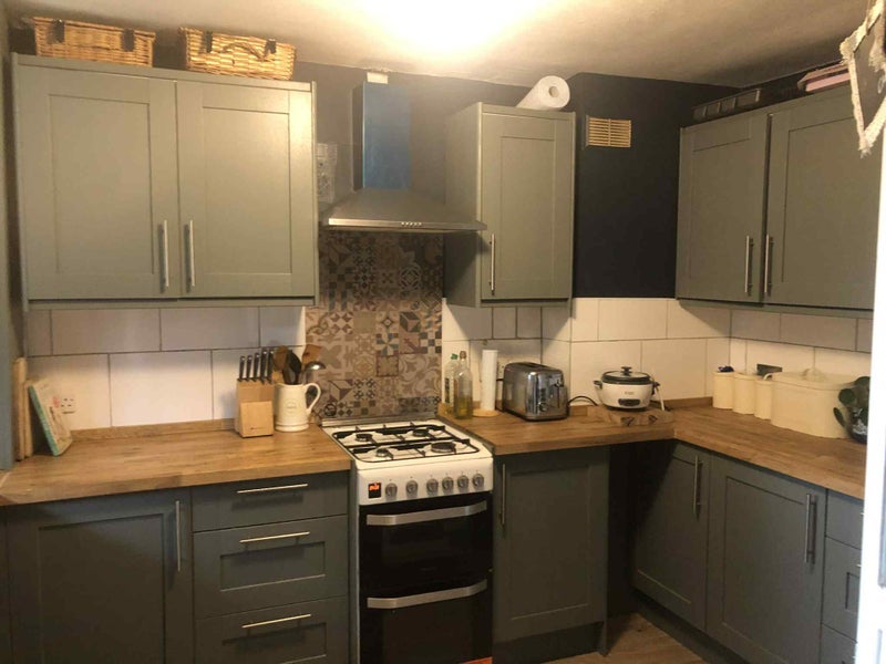 Room Eglinton Road in Greater London