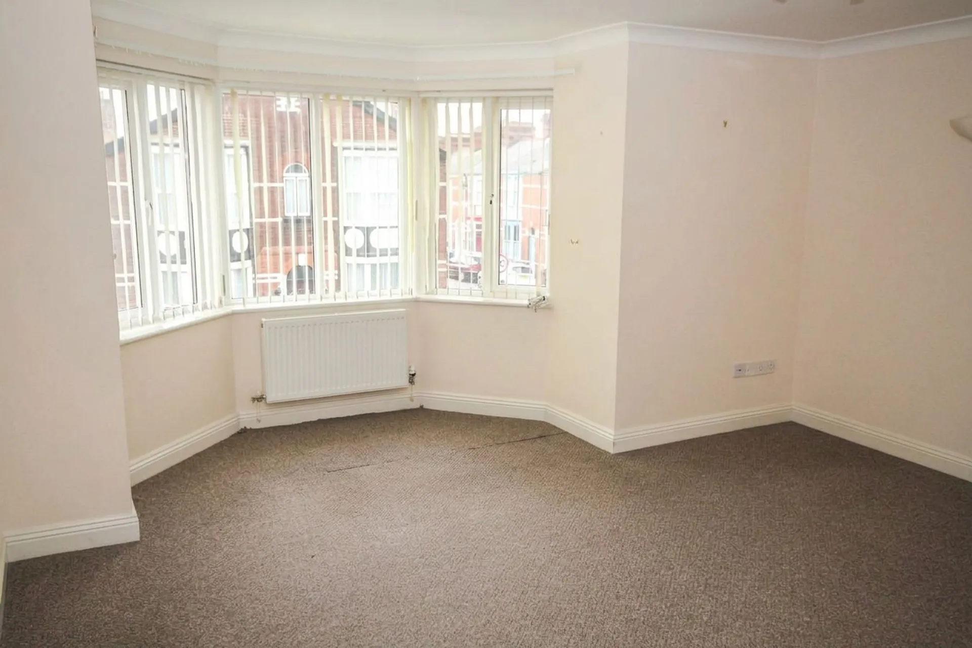 Flat St James Court in Exeter