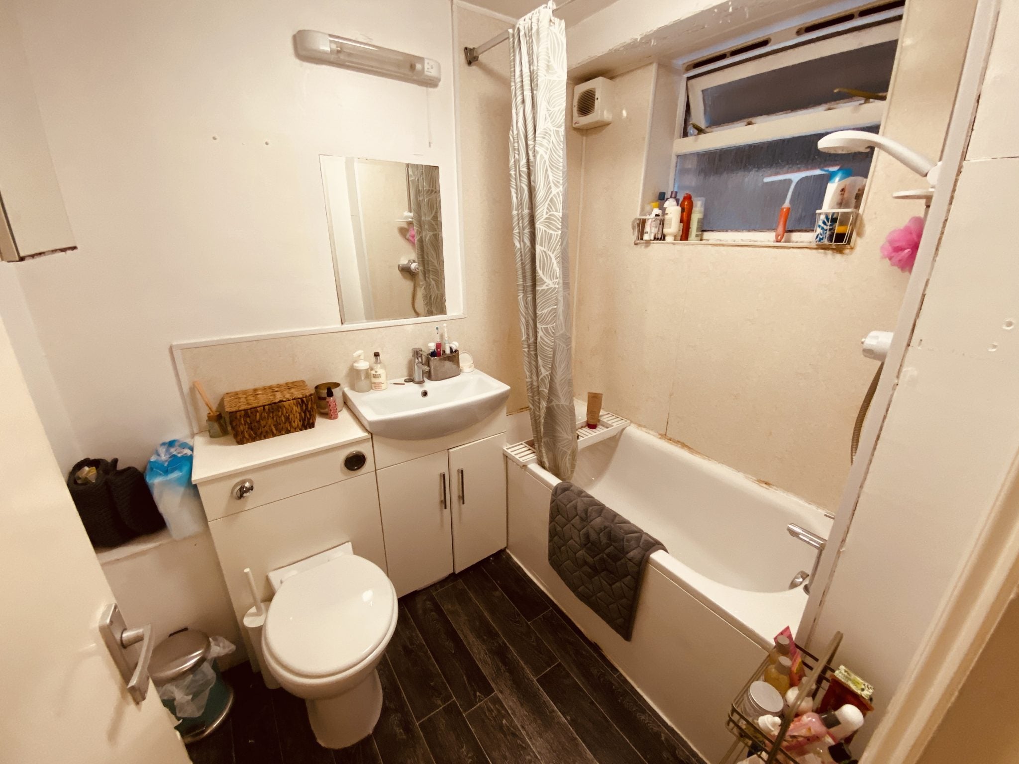 Flat Brecknock Road in Greater London
