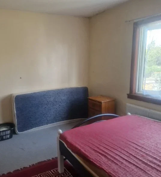 Room Holland Road in Greater London