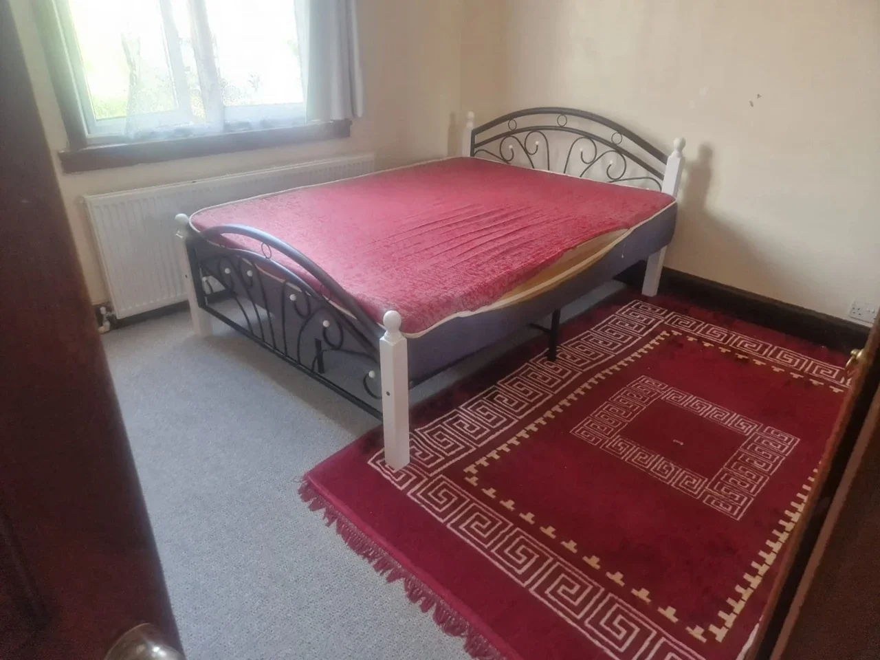 Room Holland Road in Greater London