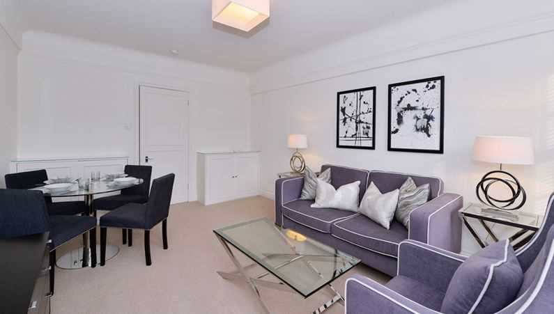 Flat Fulham Road in Greater London