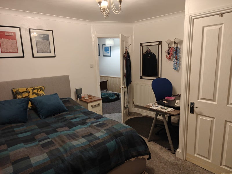 Room Maple Road in Poole