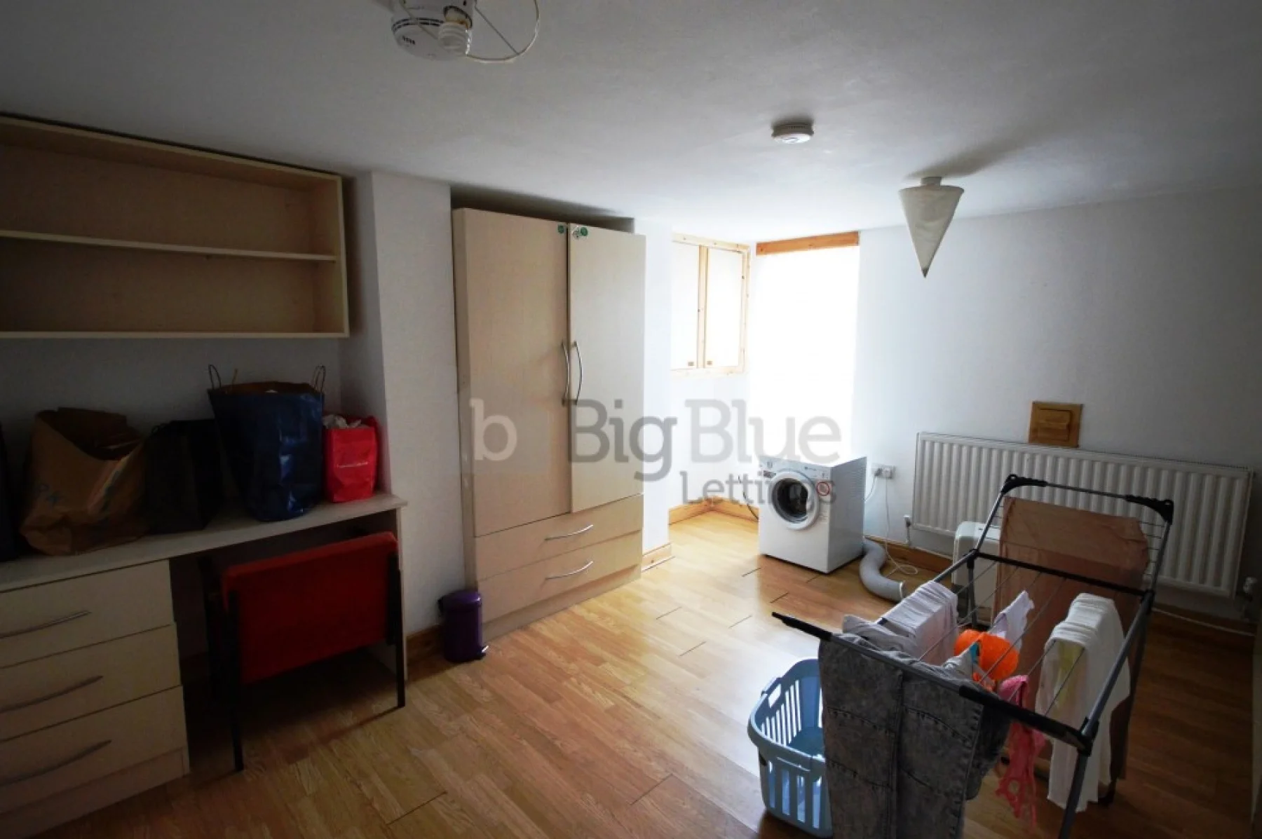 Flat Brudenell Street in Leeds