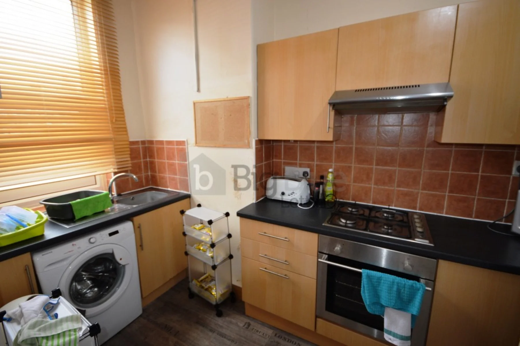 Flat Brudenell Street in Leeds